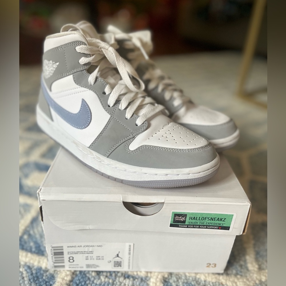 Woman’s Nike Air Jordan 1 Mid- Aluminum-Wolf Gray